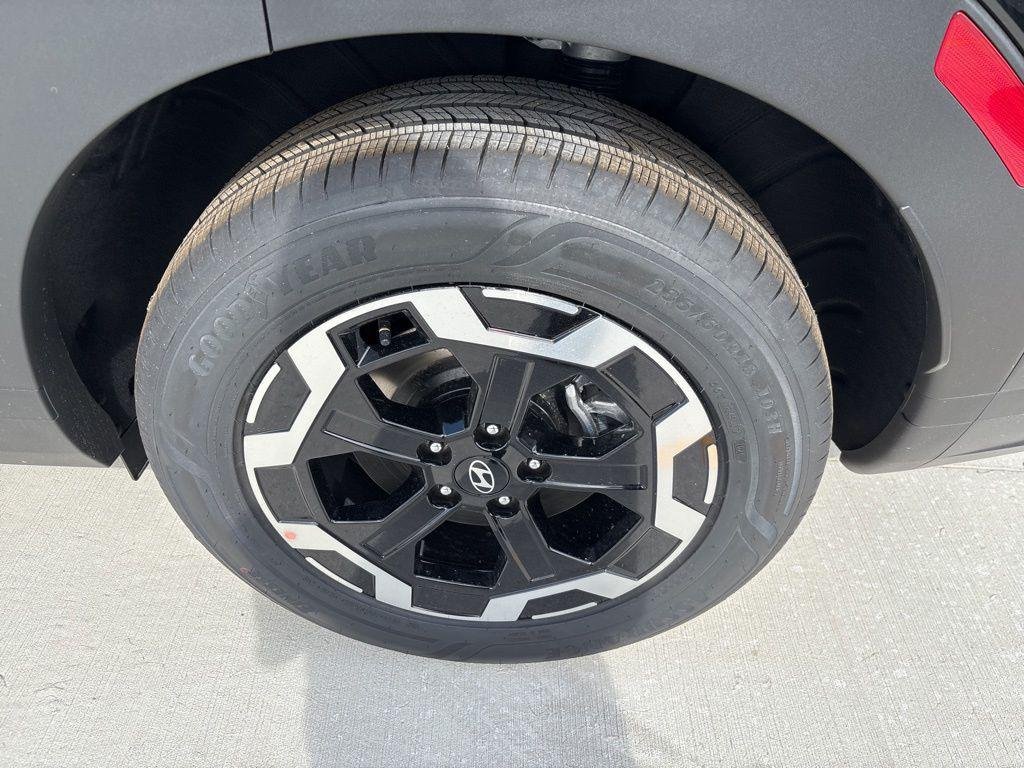 New 2026 Phantom Black Hyundai SEL AWD image 12