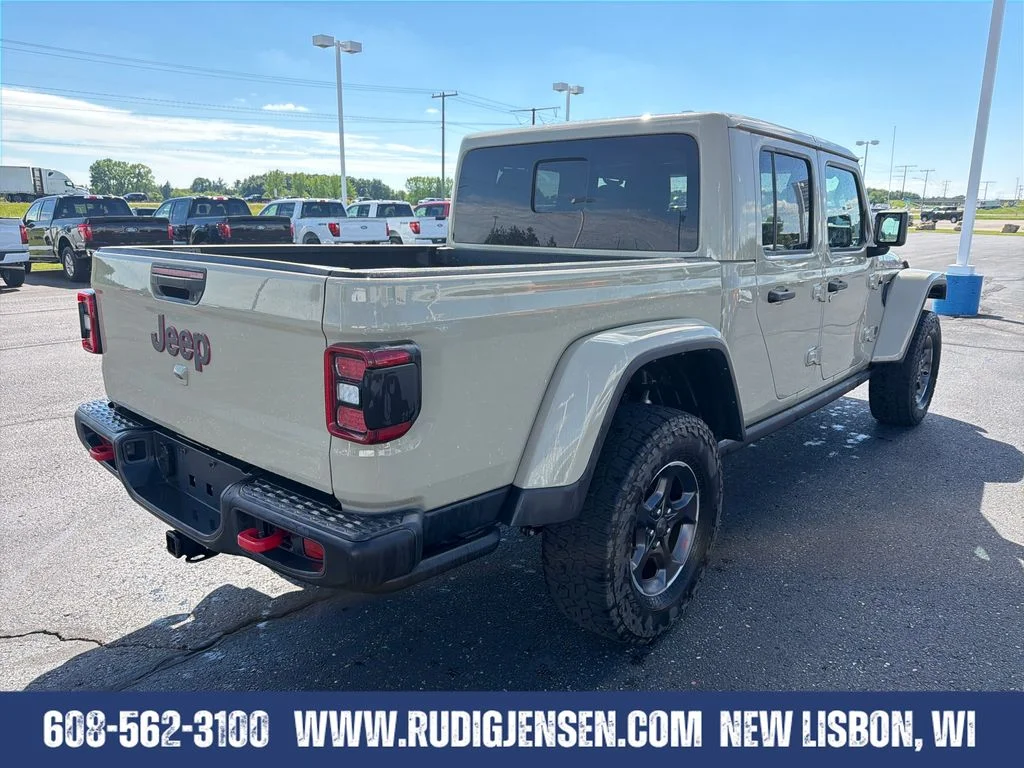 Used 2022 Beige Jeep Rubicon image 5