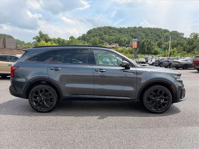 Used 2022 Gray Kia SX image 17