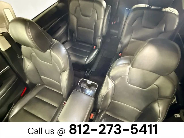 Used 2022 White Kia S image 22