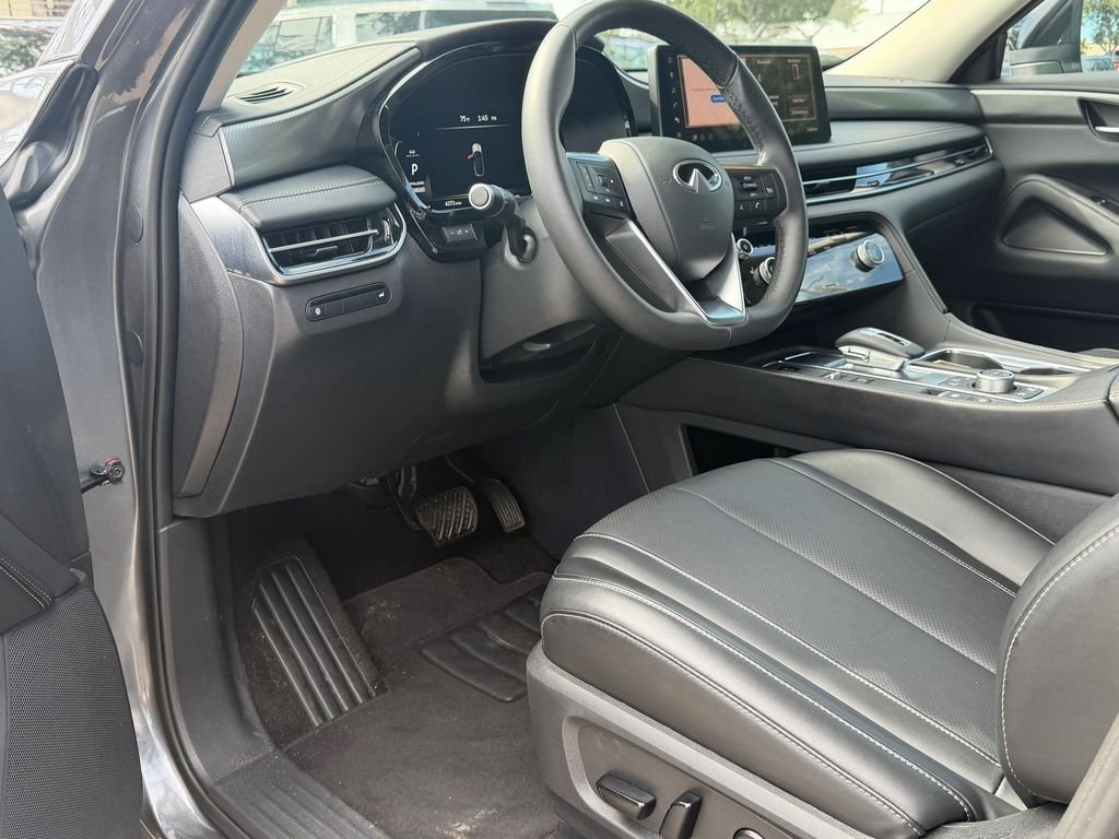 Used 2026 Gray INFINITI PURE image 13