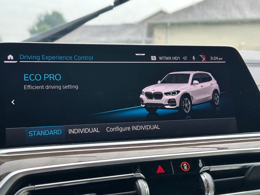 Used 2019 Mineral White Metallic BMW xDrive40i image 41