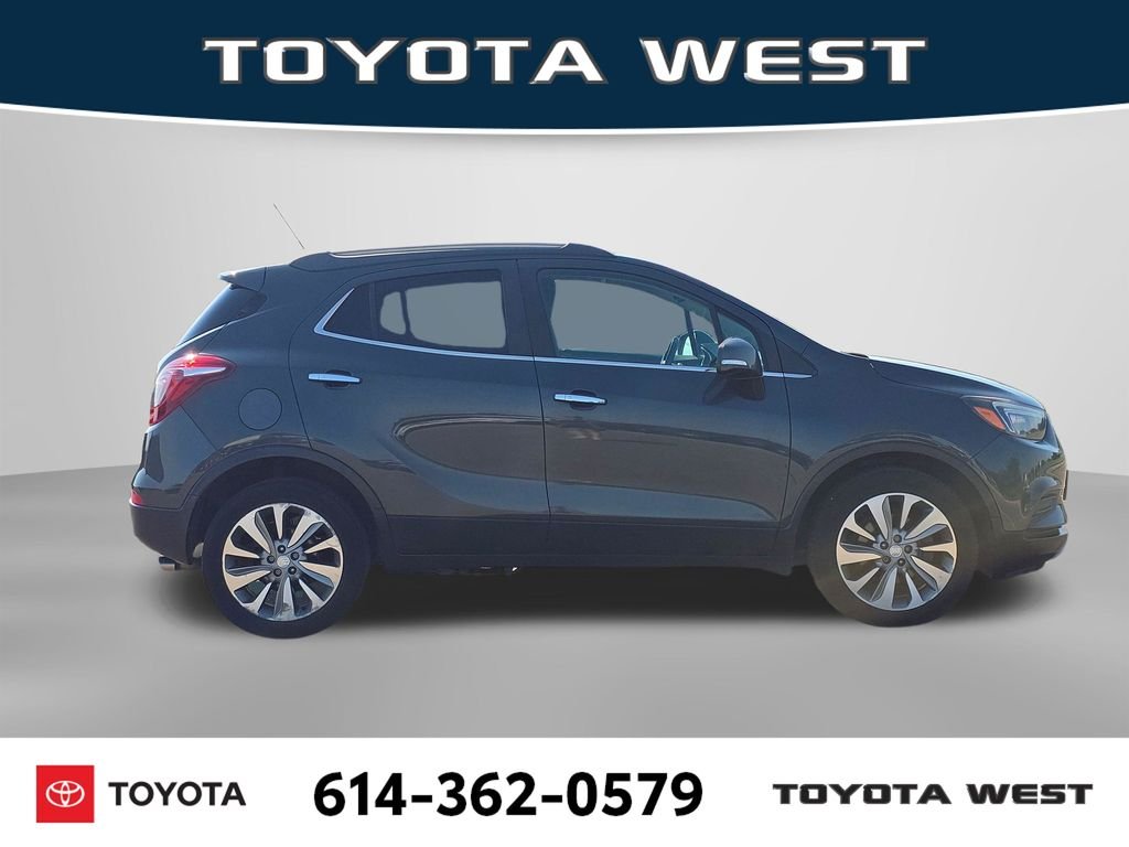 Used 2017 Gray Buick Preferred image 5