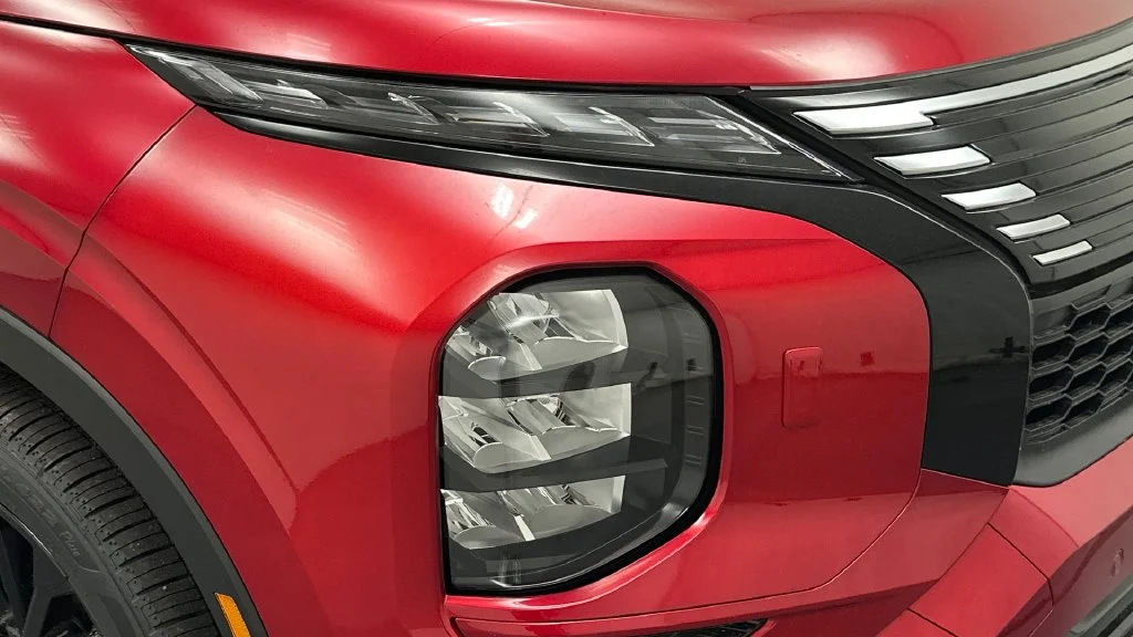 New 2026 Red Nissan SL image 18