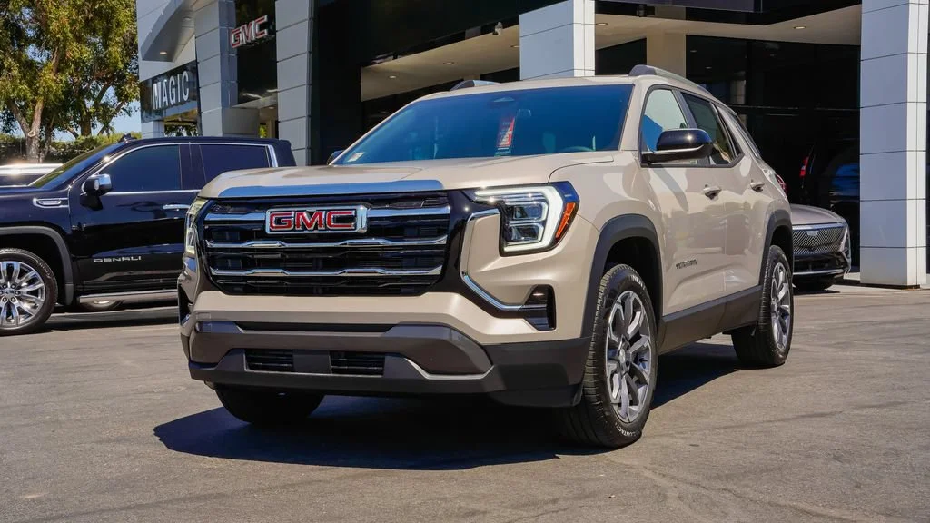 New 2026 Riverstone Metallic GMC Elevation image 2