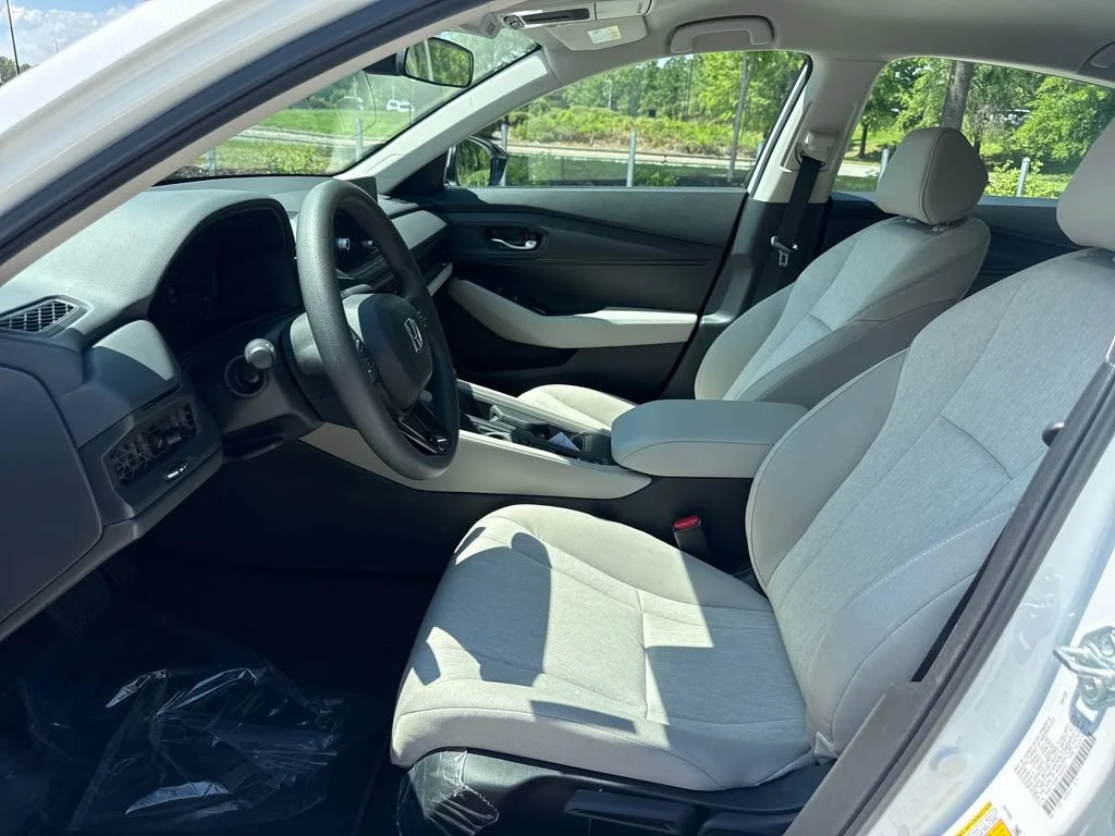 Certified Used 2026 Platinum White Pearl Honda LX image 49