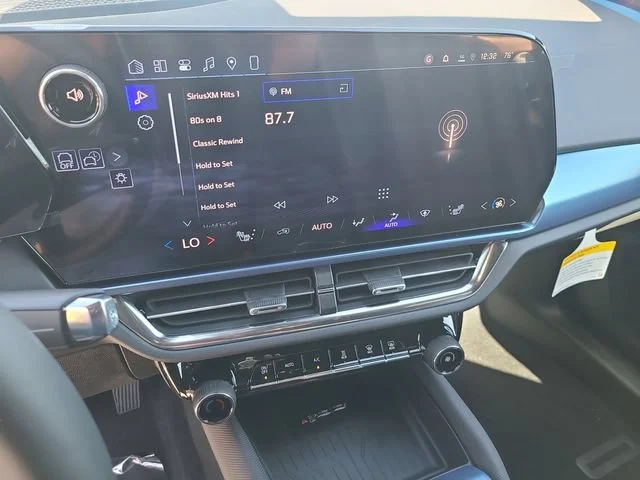 New 2026 Summit White Chevrolet LT image 24