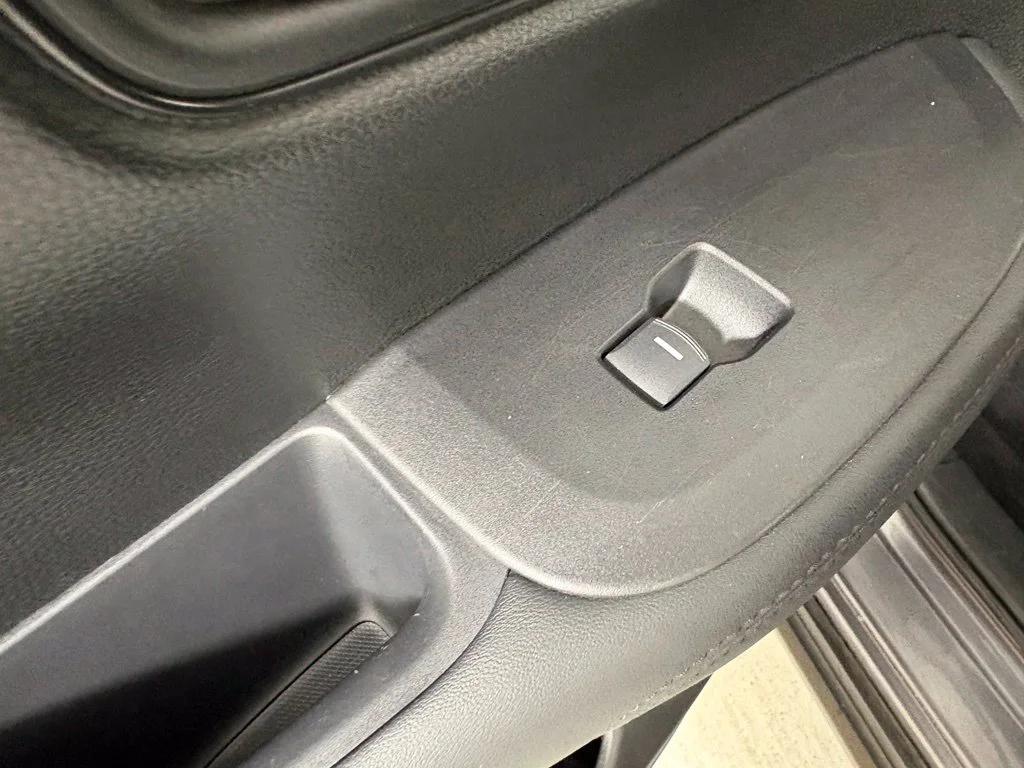 Used 2025 Gray Honda LX image 35
