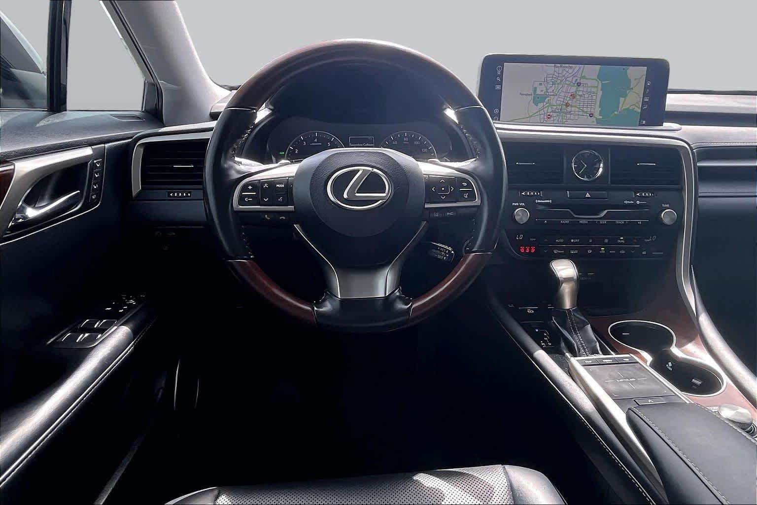 Used 2020 Eminent White Pearl Lexus  image 6