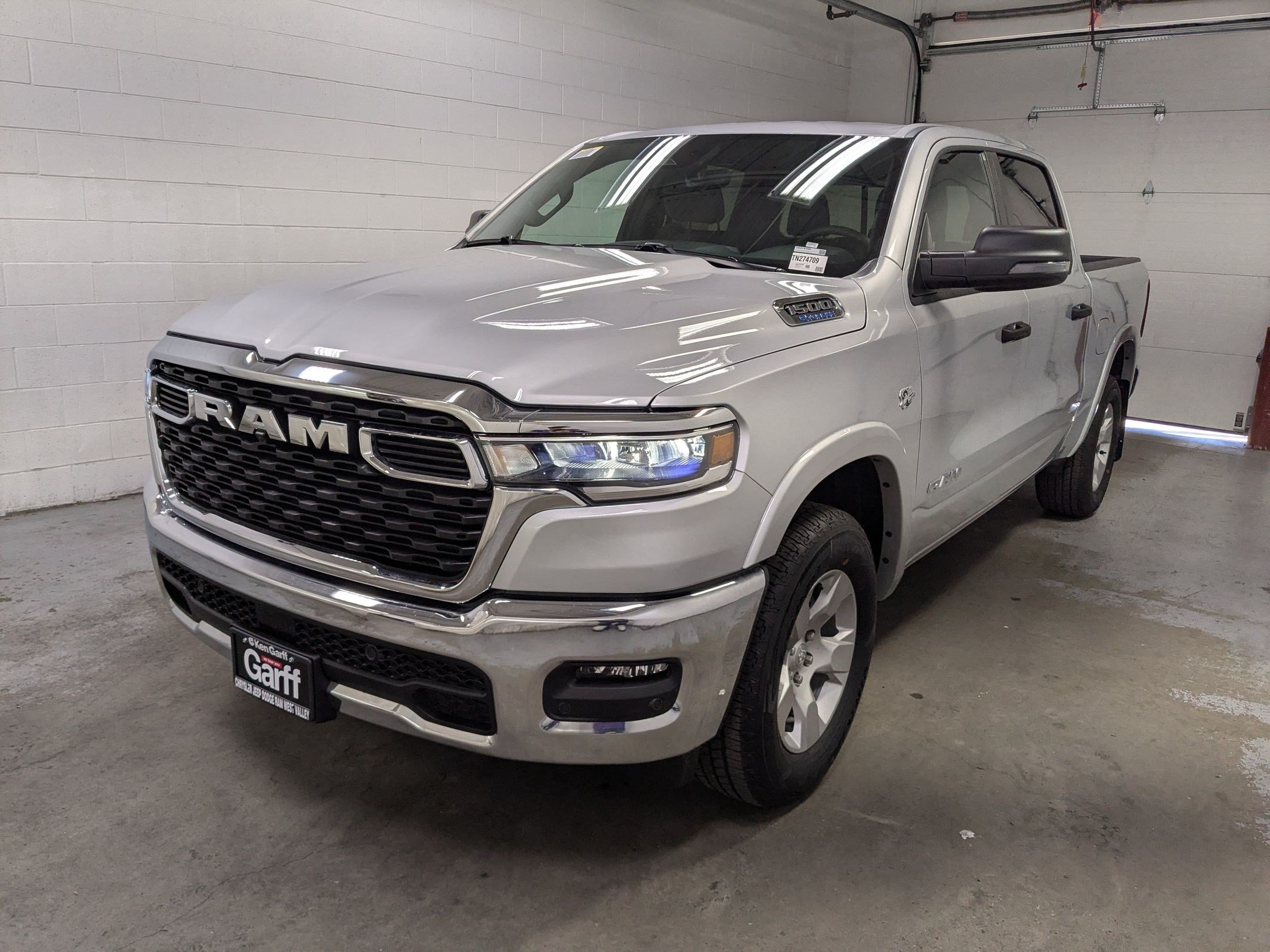 New 2026 Silver Zynith Exterior Paint RAM Big Horn image 9