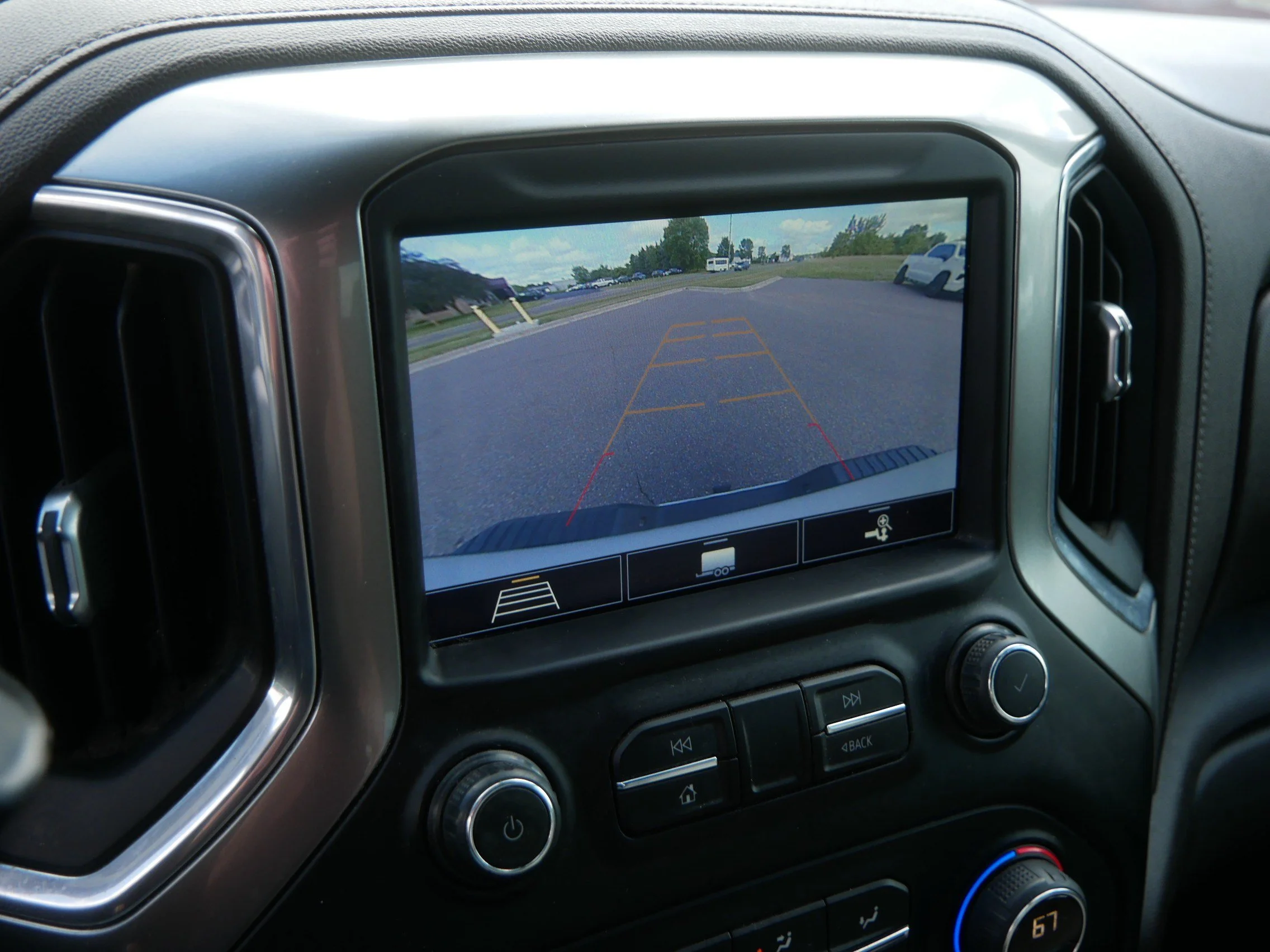 Used 2020 Summit White Chevrolet LT image 38