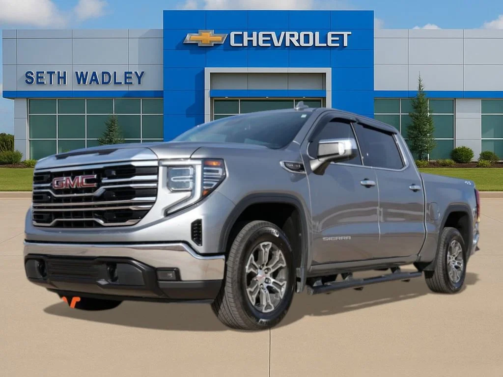 Used 2023 Sterling Metallic GMC SLT image 6