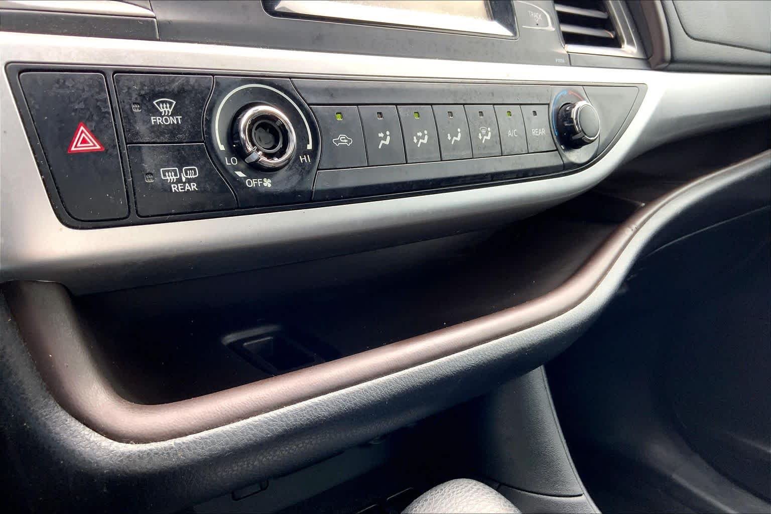 Used 2018 Ooh La La Rouge Mica Toyota LE image 35