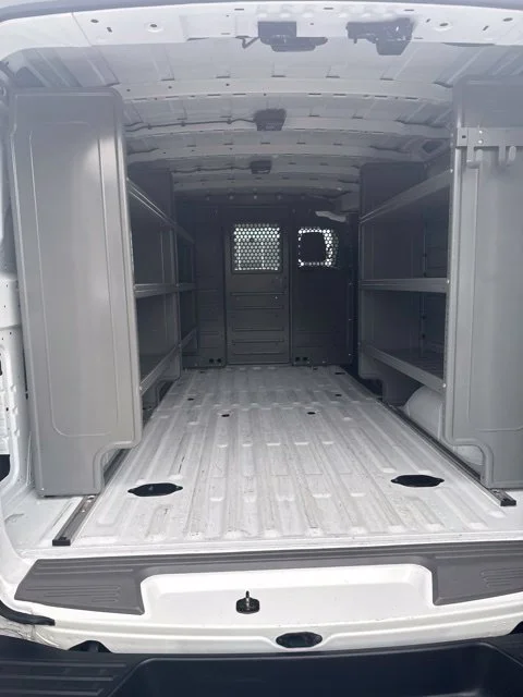 Used 2020 White Nissan S image 9