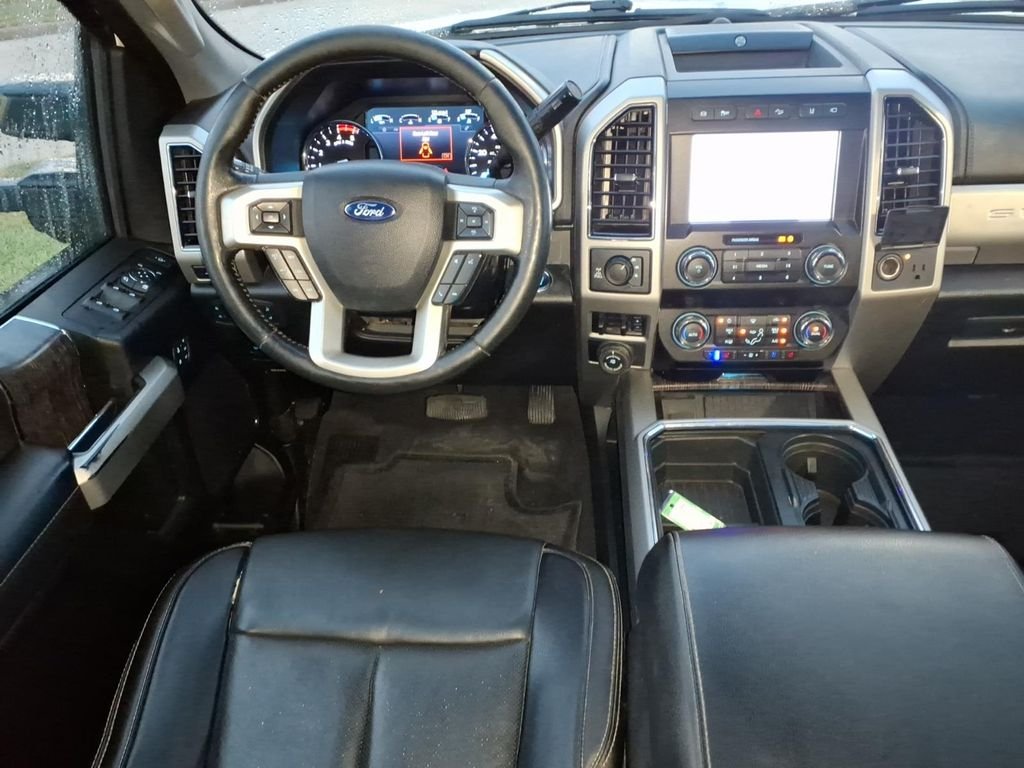Used 2021 White Metallic Ford Lariat image 3