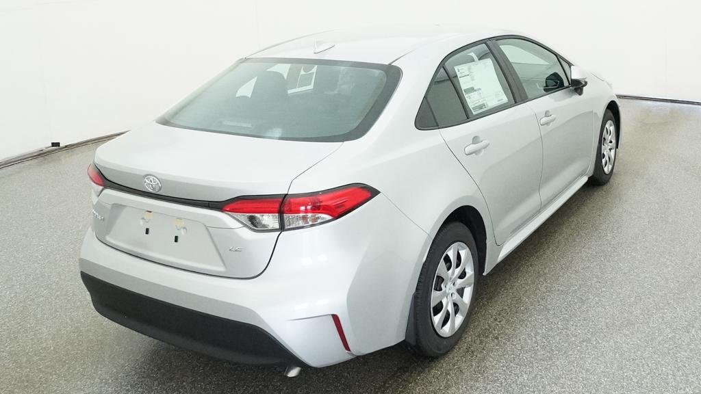 New 2027 Classic Silver Metallic Toyota LE image 22