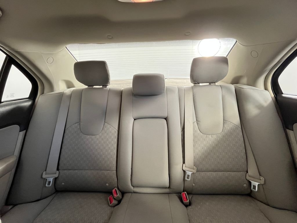 Used 2012 White Ford SE image 16