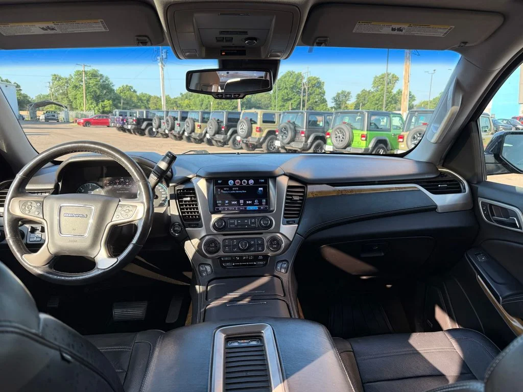 Used 2017 Iridium Metallic GMC Denali image 61