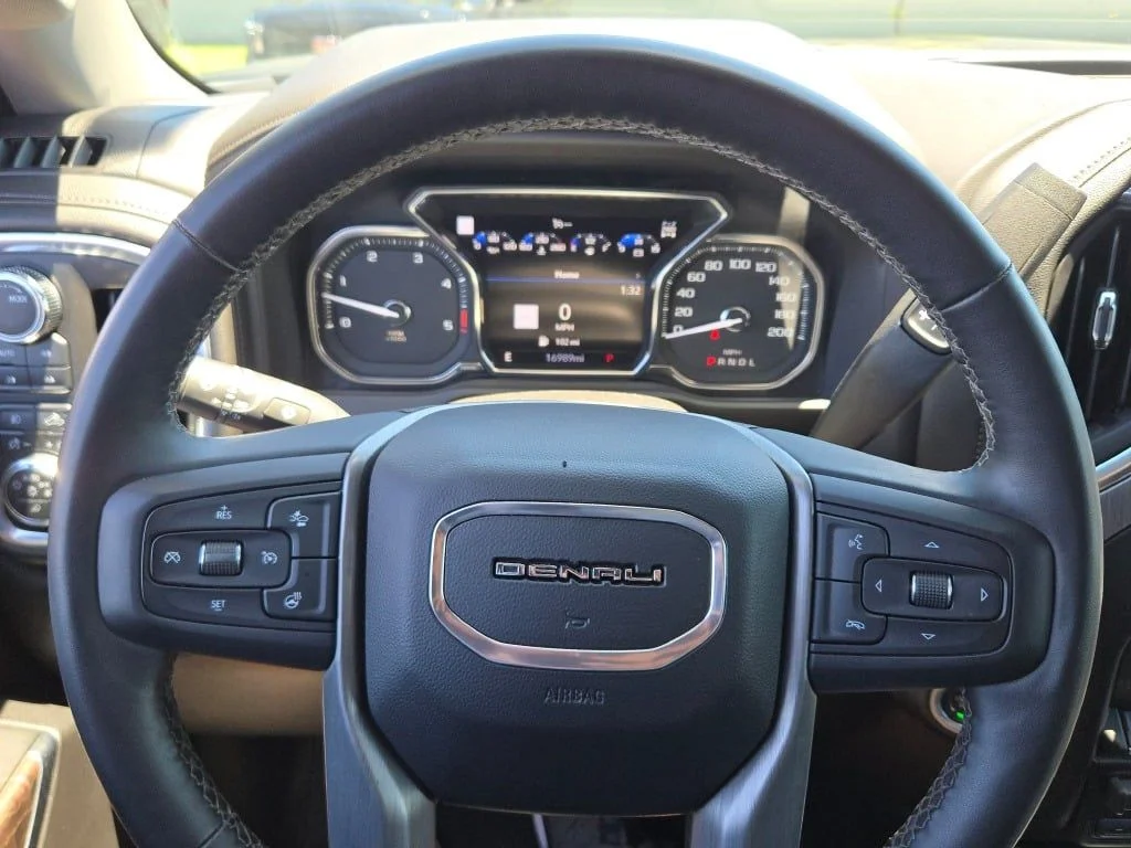 Used 2023 Black GMC Denali image 36