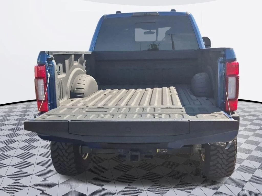 Used 2022 Blue Metallic Ford Limited image 27