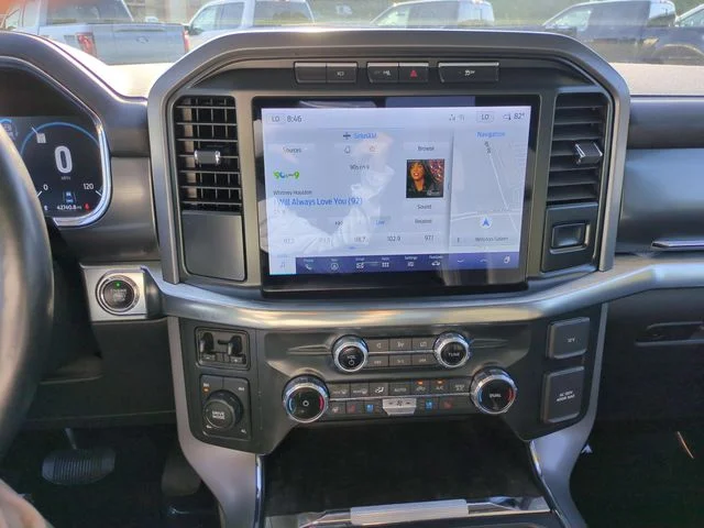 Used 2022 Gray Ford Lariat image 21