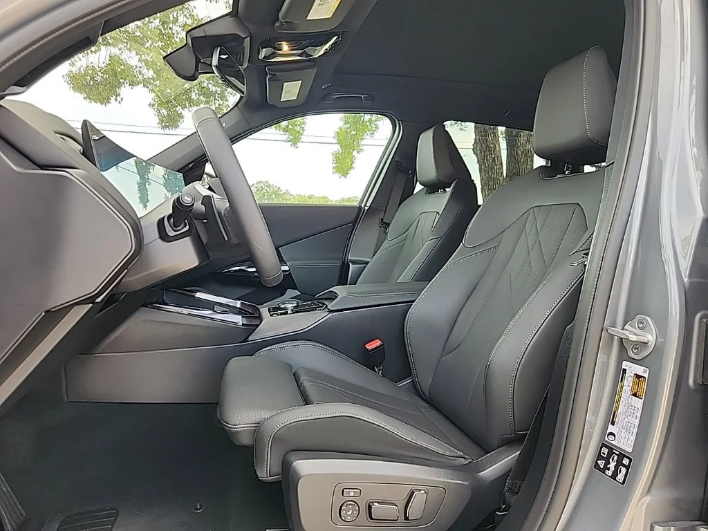 Used 2026 Gray Metallic BMW 30 xDrive image 2