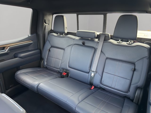 Used 2022 Northsky Blue Metallic Chevrolet High Country image 13