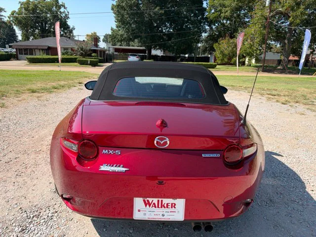 Used 2022 Red Mazda Grand Touring image 11