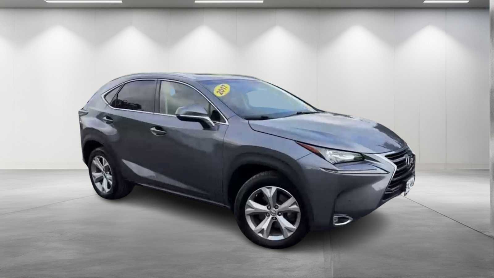 Used 2017 Nebula Gray Pearl Lexus  image 9