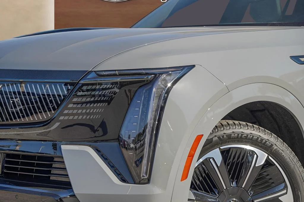 2026 Cadillac Escalade IQL Sport - Photo 3