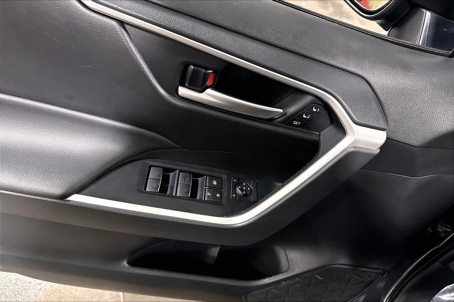 Used 2024 Magnetic Gray Metallic Toyota XLE Premium image 36