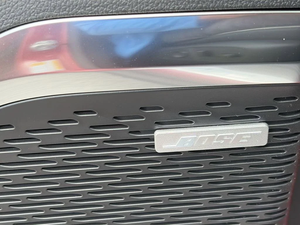 2026 GMC Acadia Denali - Photo 30