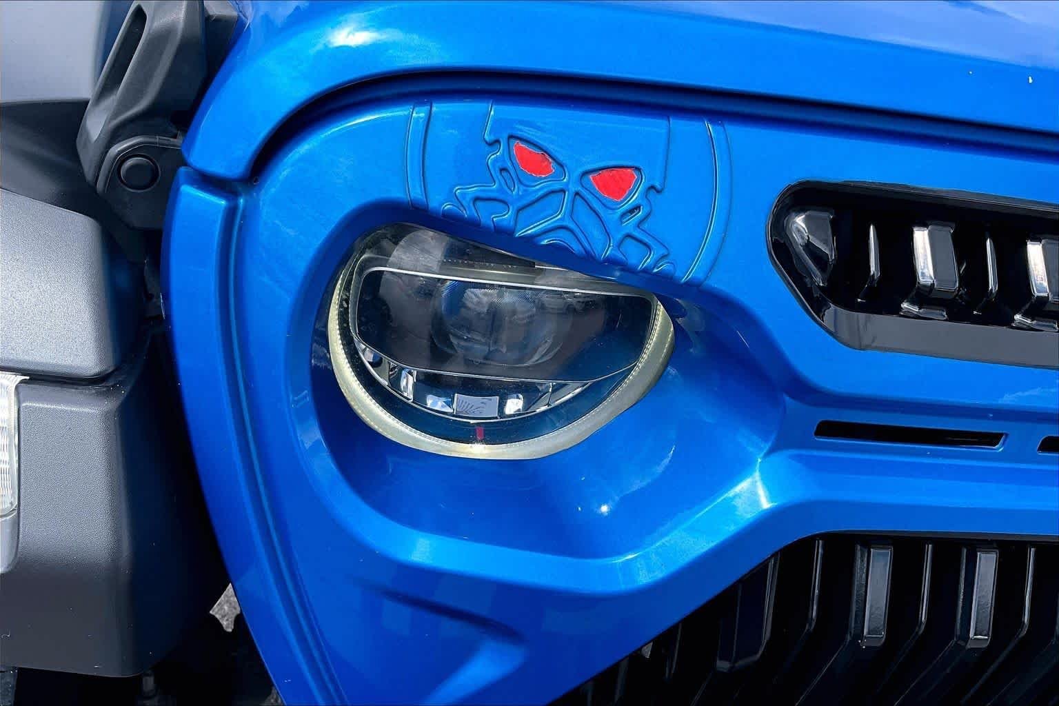 Used 2022 Hydro Blue Pearlcoat Jeep Unlimited High Tide image 27