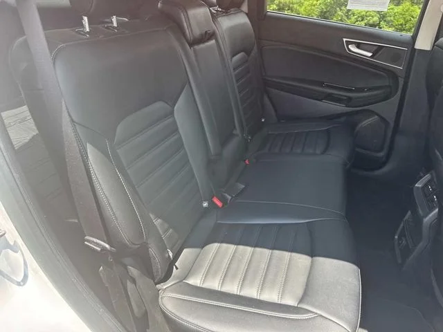 Used 2019 White Ford SEL image 22