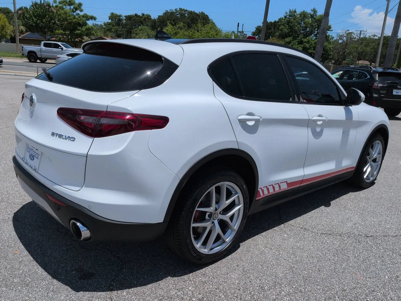 Used 2019 Alfa White Alfa Romeo Ti Sport image 4