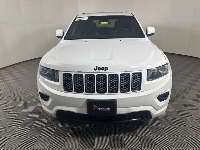 Used 2015 Jeep Grand Cherokee Altitude with VIN 1C4RJFAG2FC602909 for sale in Shakopee, Minnesota
