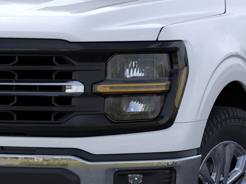 New 2026 Oxford White Ford XLT image 18