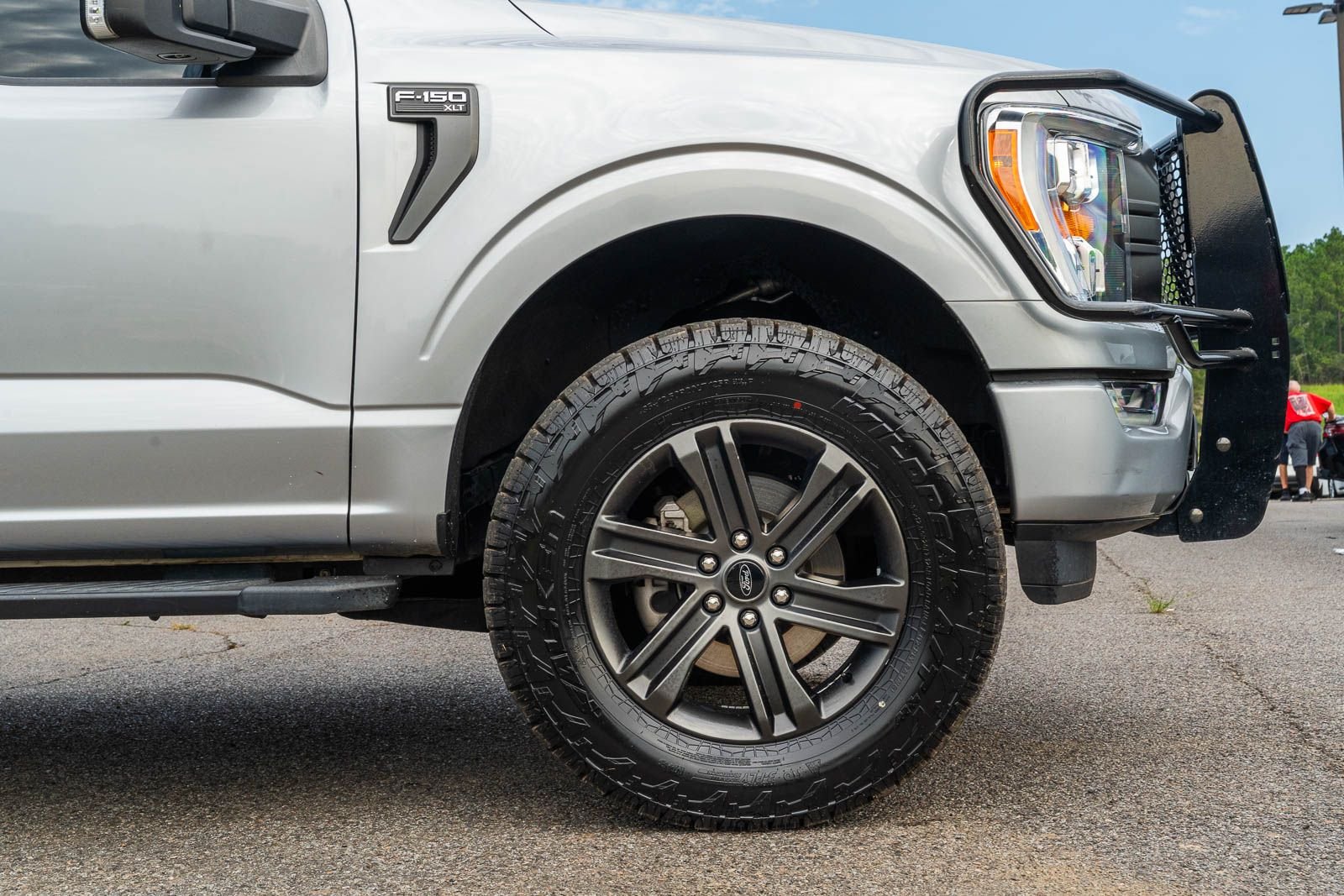 Certified Used 2022 Silver Ford XLT image 9