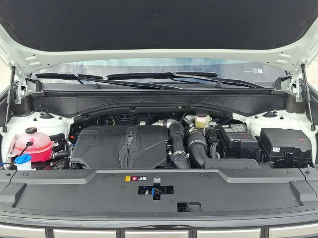 New 2026 White Hyundai SE image 20