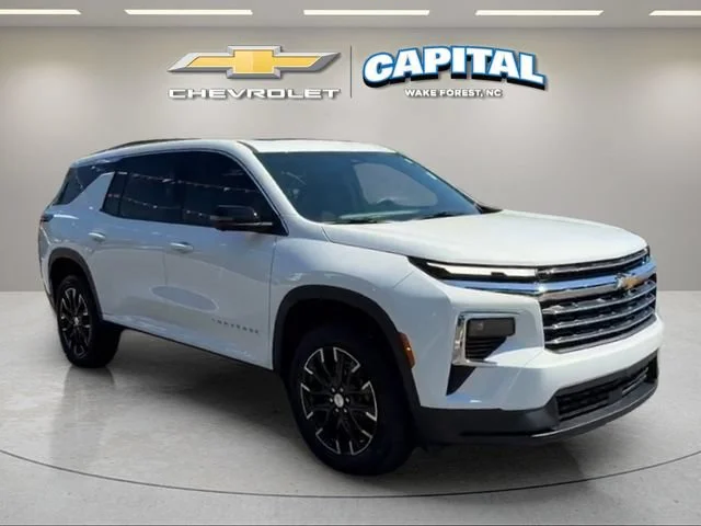 Used 2026 Summit White Chevrolet LT image 7