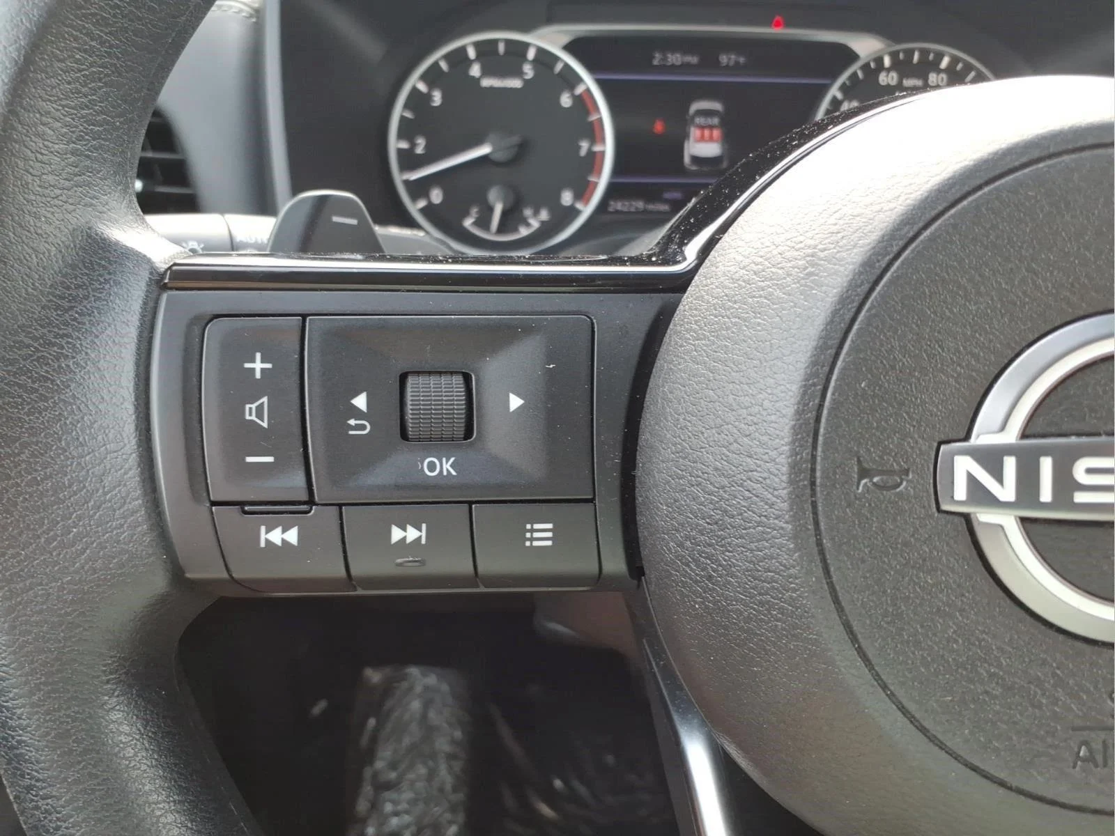 Used 2023 Super Black Nissan SV image 21