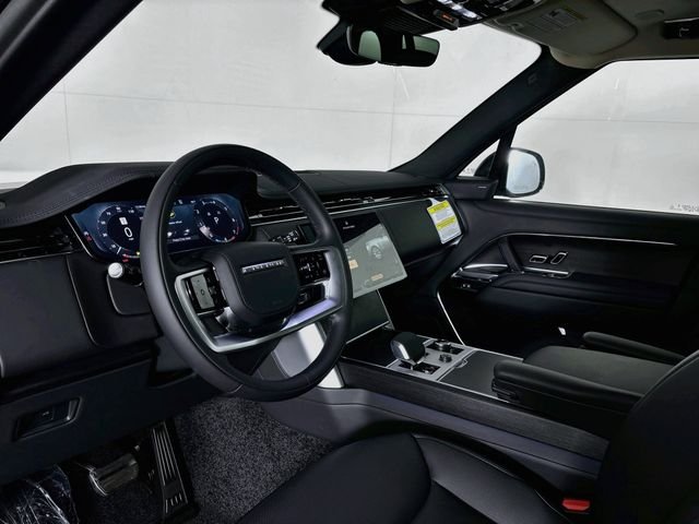 New 2027 Black Land Rover SE image 8