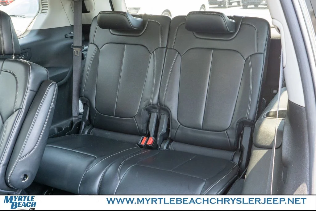 Certified Used 2021 Diamond Black Jeep Limited image 13