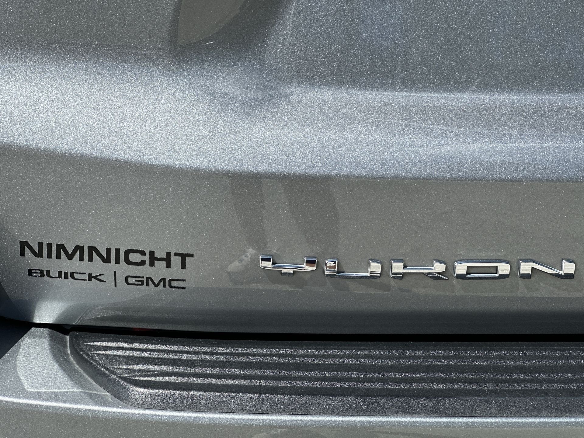 2023 GMC Yukon SLT - Photo 31