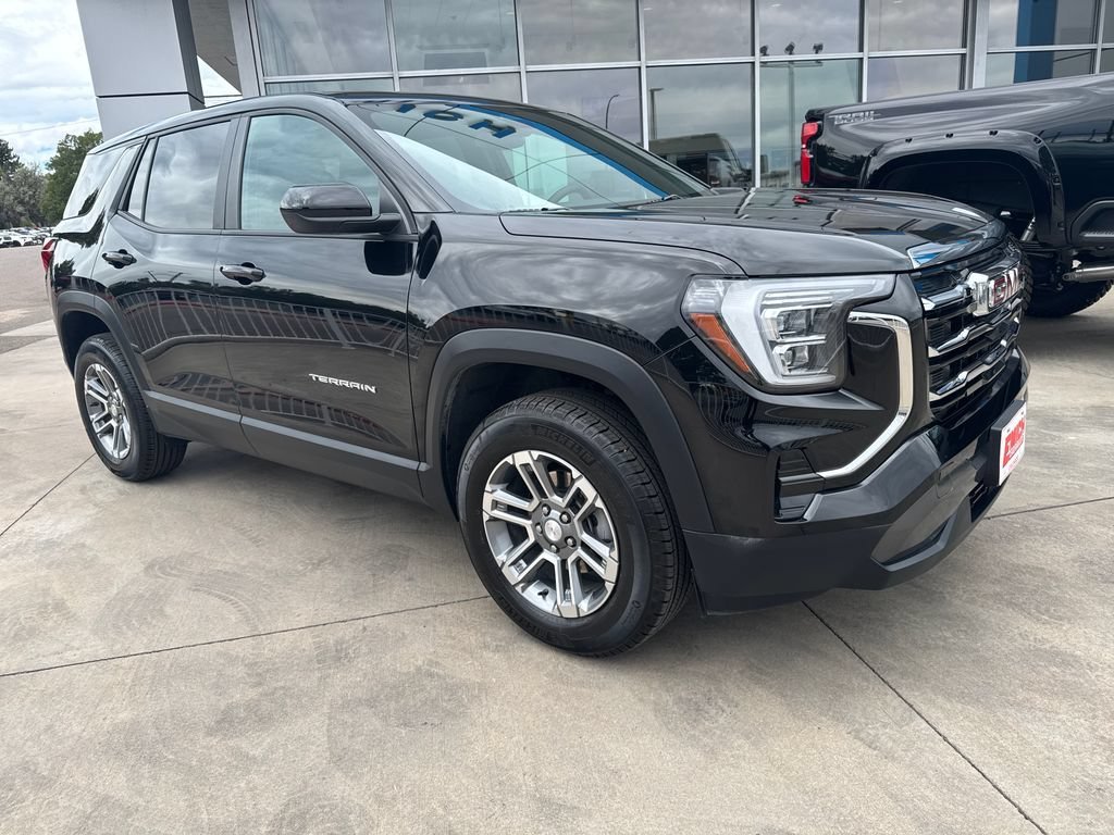 Used 2026 Ebony Twilight Metallic GMC Elevation image 7