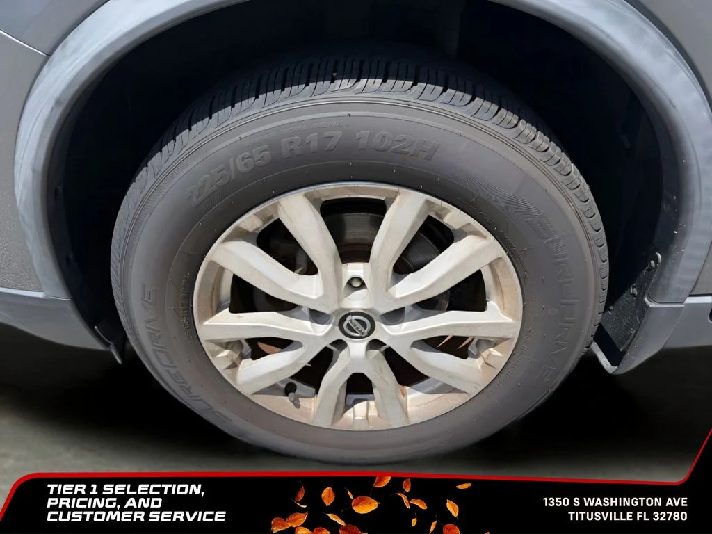 Used 2019 Gray Nissan SV image 38