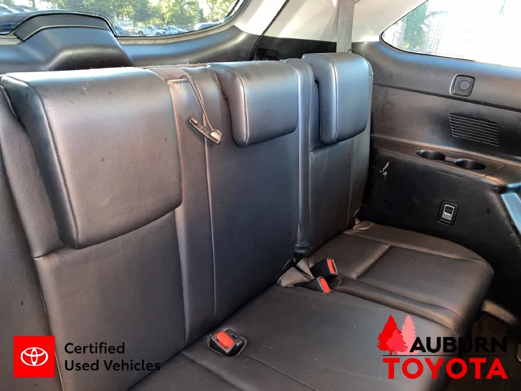 Certified Used 2019 Blizzard Pearl Toyota XLE image 22