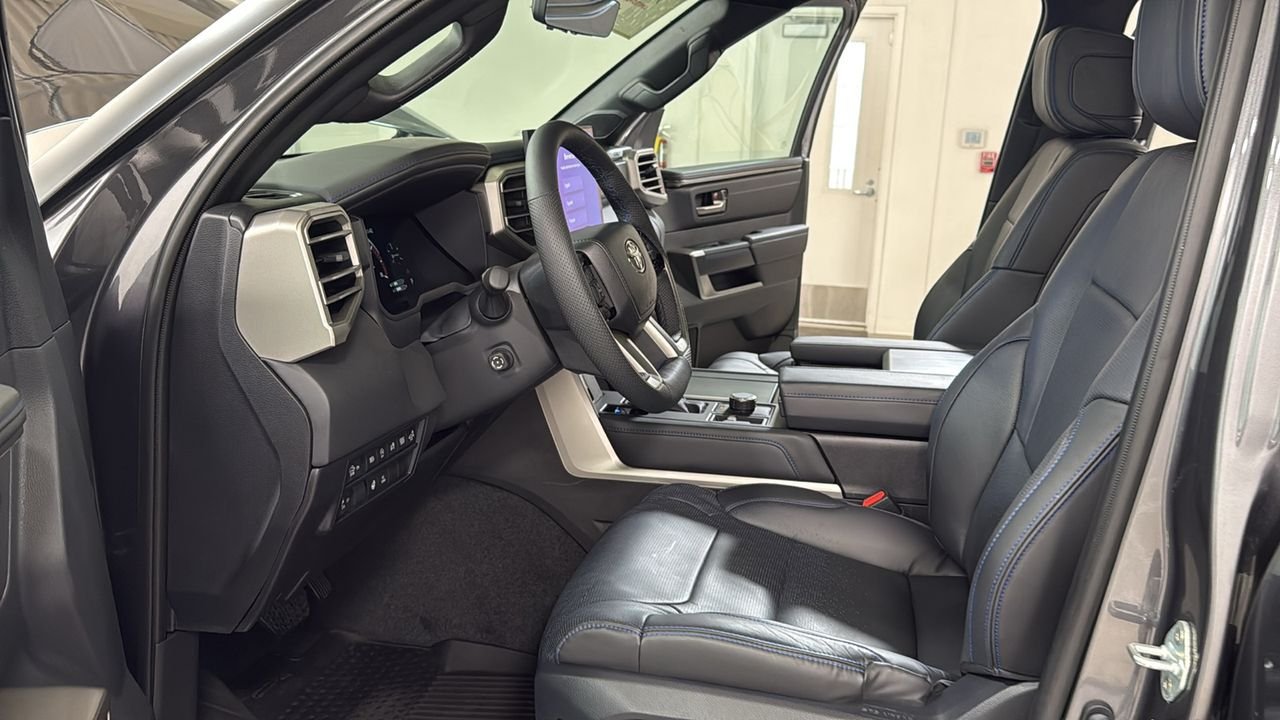 2026 Toyota Tundra Platinum - Photo 12