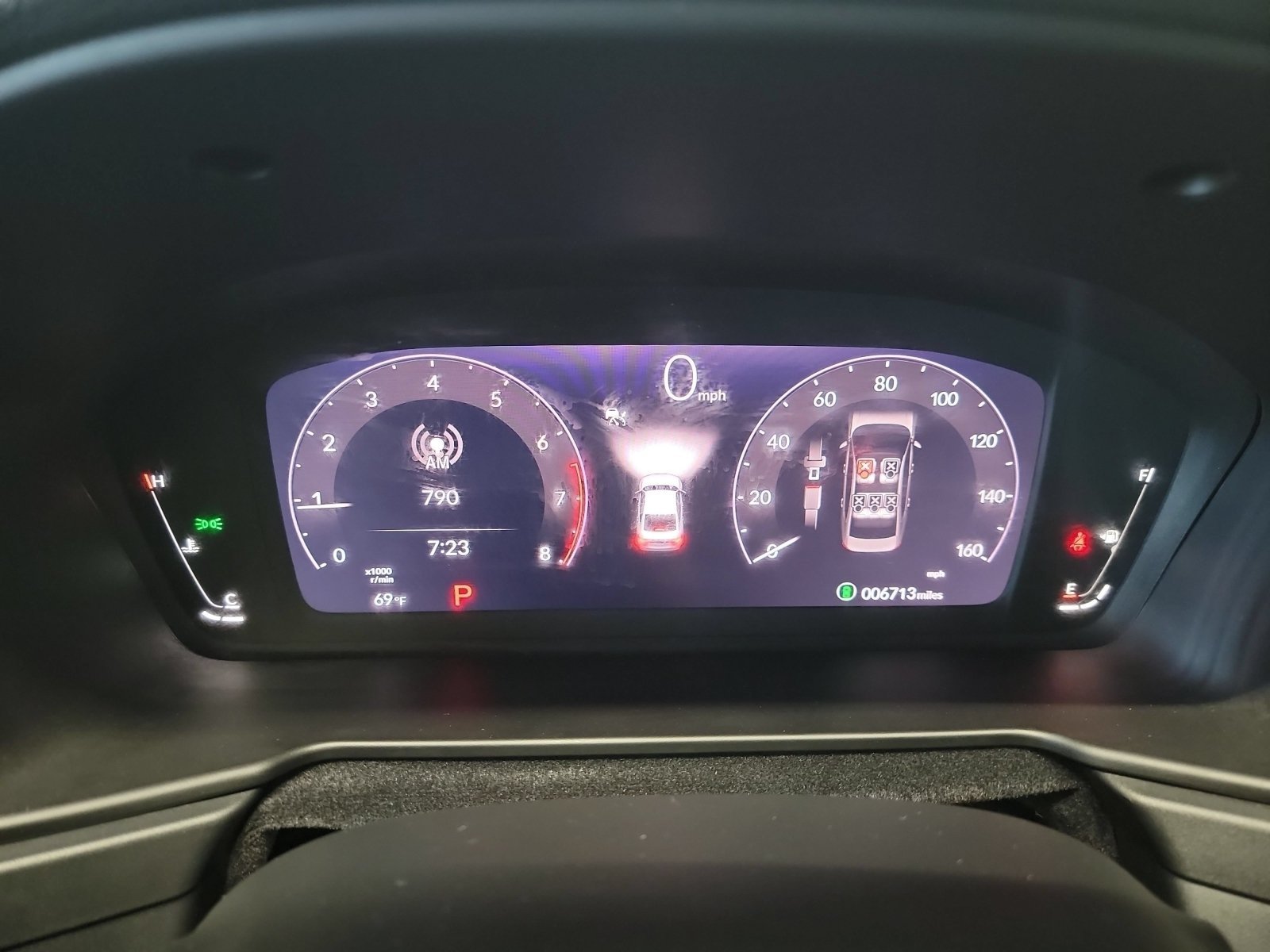Certified Used 2025 Urban Gray Pearl Honda SE image 18
