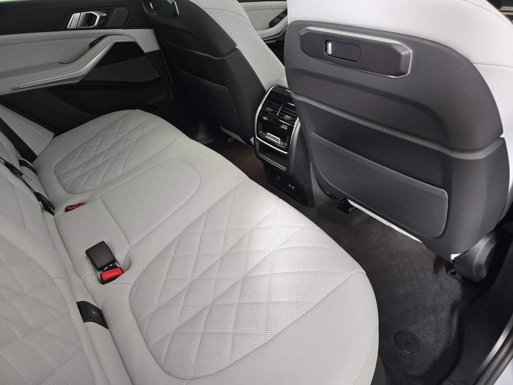 New 2026 Brooklyn Grey Metallic BMW xDrive50e image 10